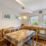 Demberg Apartamento *