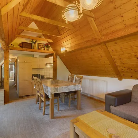 Апартаменты Demberg *