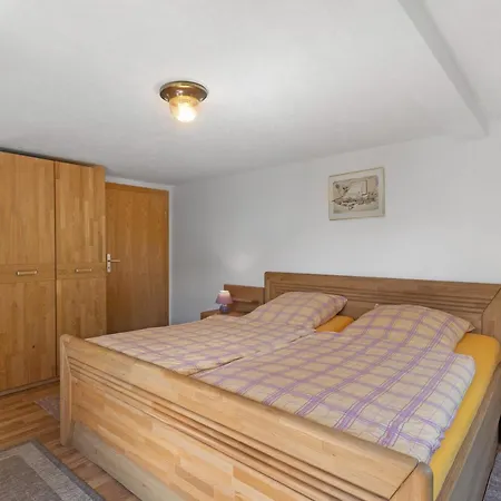 Demberg Apartment