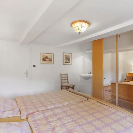 Demberg Apartment